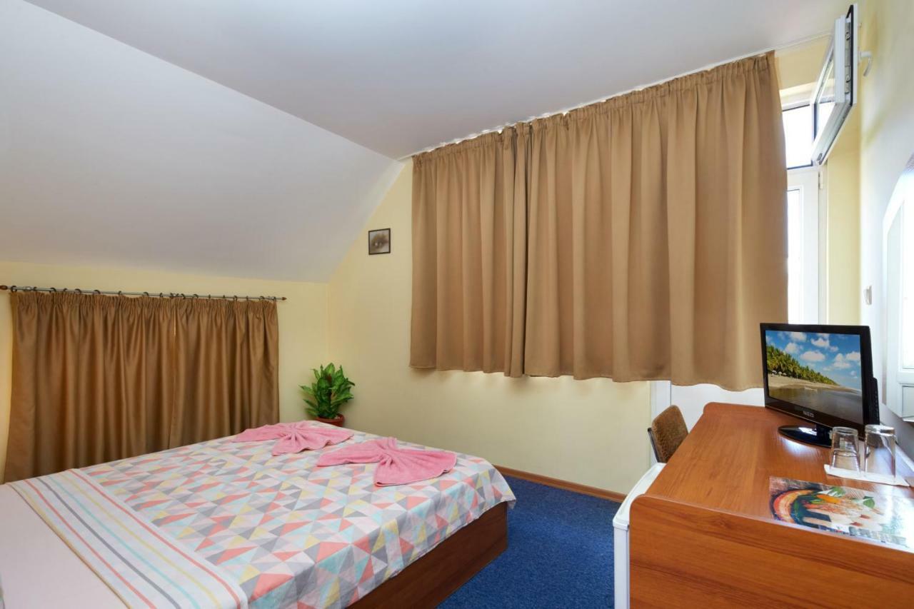 Guest House Plechkarovi Ράβντα Εξωτερικό φωτογραφία